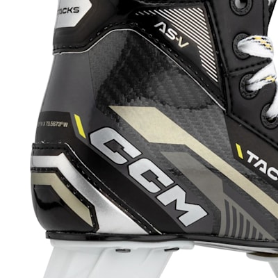 (CCM Tacks AS-V Youth Ice Hockey Skate - Youth)