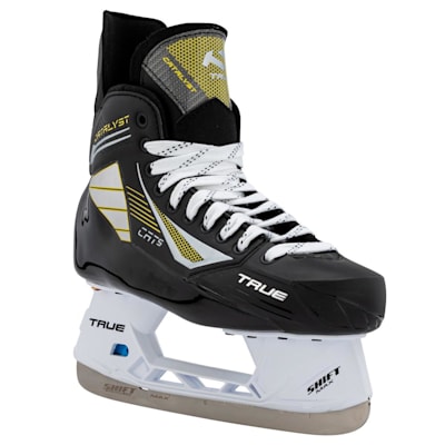  (TRUE Catalyst 5 Ice Hockey Skates - Junior)
