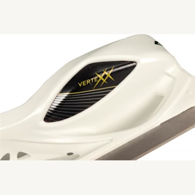 VERTEXX design improves attack angle (Bauer 3mm Replacement Cowling - Junior)