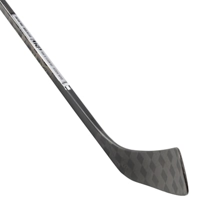  (CCM Ribcor Trigger 7 Pro Composite Hockey Stick - Intermediate)