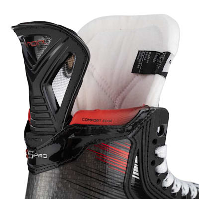  (Bauer Vapor X5 Pro Ice Hockey Skates - Junior)
