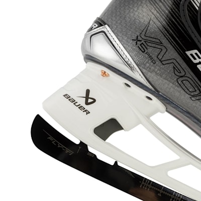  (Bauer Vapor X5 Pro Ice Hockey Skates - Intermediate)