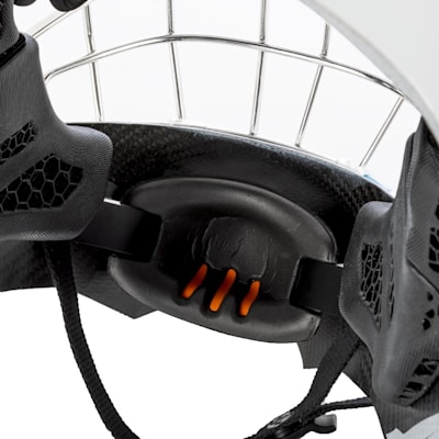  (CCM Axis XF Certified Goal Mask - Senior)