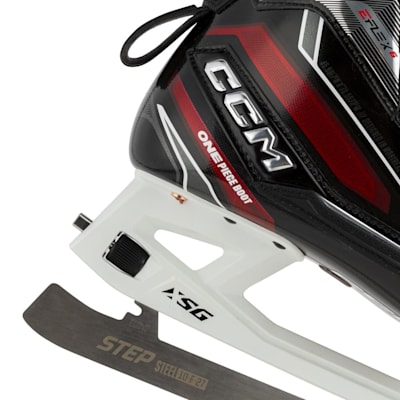  (CCM EFlex 6 Ice Hockey Goalie Skates - Intermediate)