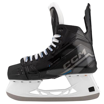  (CCM JetSpeed FT675 Ice Hockey Skates - Junior)