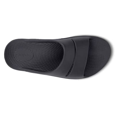  (Oofos OOahh Slide)