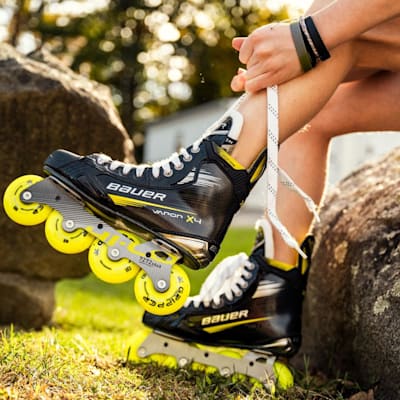  (Bauer Vapor X4 Inline Hockey Skate - Intermediate)