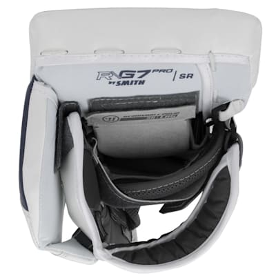  (Warrior R/G7 Pro Goalie Blocker - Senior)