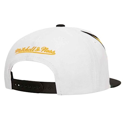 (Mitchell & Ness Waverunner Snapback Hat - Boston Bruins - Adult)
