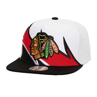  (Mitchell & Ness Waverunner Snapback Hat - Chicago Blackhawks - Adult)