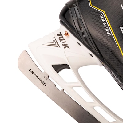  (Bauer Supreme M40 Ice Hockey Skates - Intermediate)