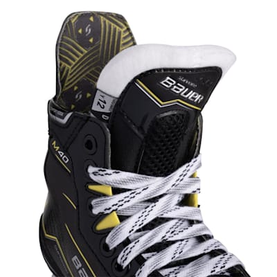  (Bauer Supreme M40 Ice Hockey Skates - Youth)