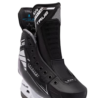  (TRUE Catalyst 9X4 Ice Hockey Skates - Junior)