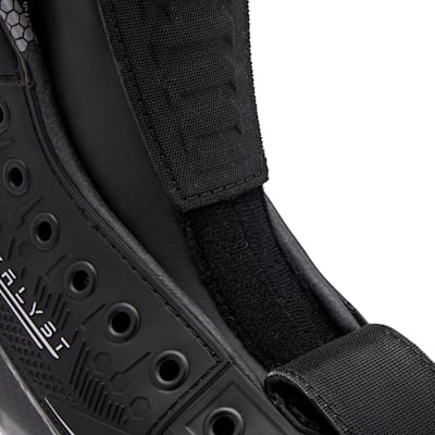  (TRUE Catalyst 9X4 Ice Hockey Skates - Junior)