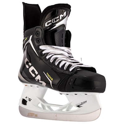  (CCM Tacks XF90 Ice Hockey Skate - Intermediate)