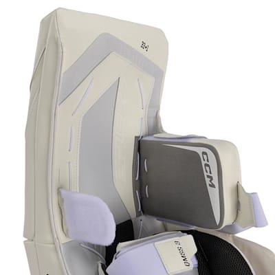  (CCM EFlex 7 Pro Goalie Leg Pads - Senior)