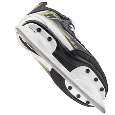  (Bauer Vapor FLY40 Ice Hockey Skates - Youth)