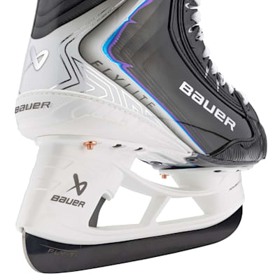  (Bauer Vapor Flylite Ice Hockey Skates - Intermediate)
