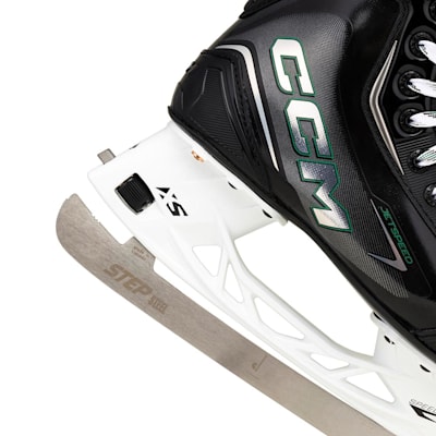  (CCM JetSpeed FTW Ice Hockey Skates - Senior)