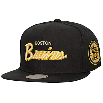  (Mitchell & Ness Cream Script Snapback Hat - Boston Bruins - Adult)