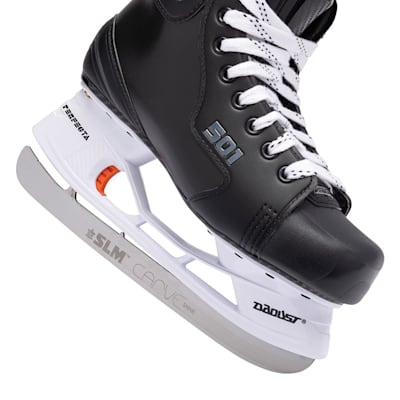  (Daoust 501 Ice Hockey Skate - Black - Intermediate)