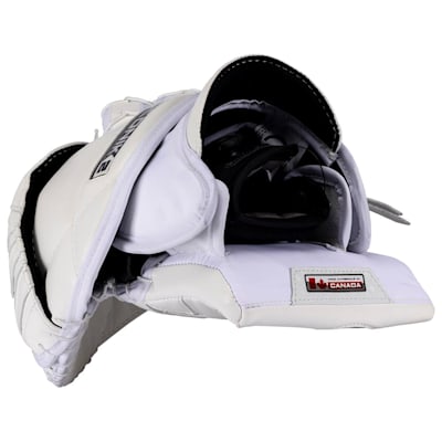  (Brians Iconik 2 Goalie Catch Glove - Senior)