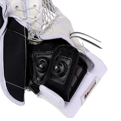  (Brians Iconik 2 Goalie Catch Glove - Senior)