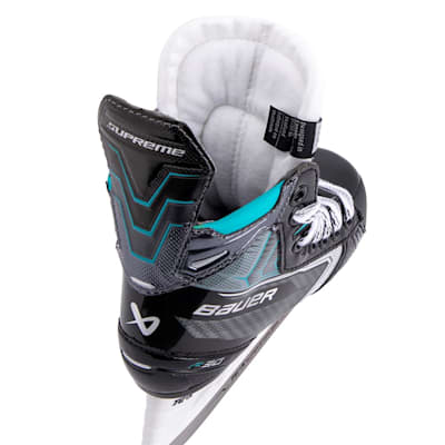  (Bauer Supreme F30 Ice Hockey Skates - Youth)