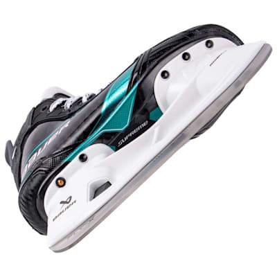  (Bauer Supreme Fuse Ice Hockey Skates - Junior)