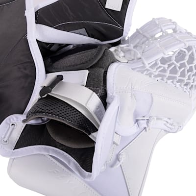  (Bauer Vapor Flylite Goalie Catch Glove - Intermediate)