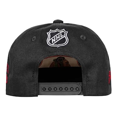  (Outerstuff Flatbrim Arch Snapback Hat - Chicago Blackhawks - Youth)