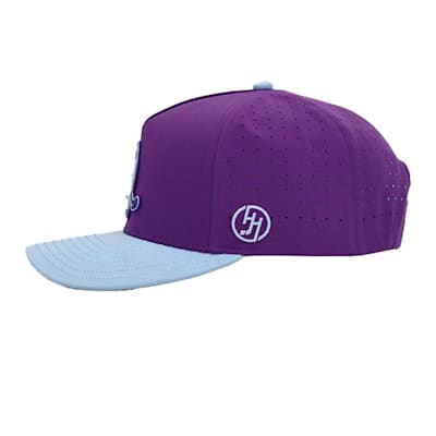  (Title Wave Sports Yeti Hockey Snapback Hat - Adult)