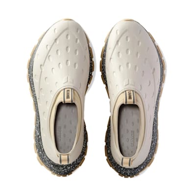  (Kane Revive AC Recovery Shoe - Gravel - Adult)