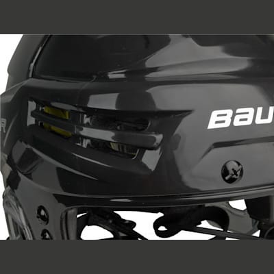 Vents In Front (Bauer RE-AKT Hockey Helmet)