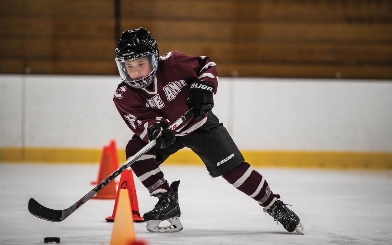 5 Reasons Outdoor Hockey is the Best Hockey